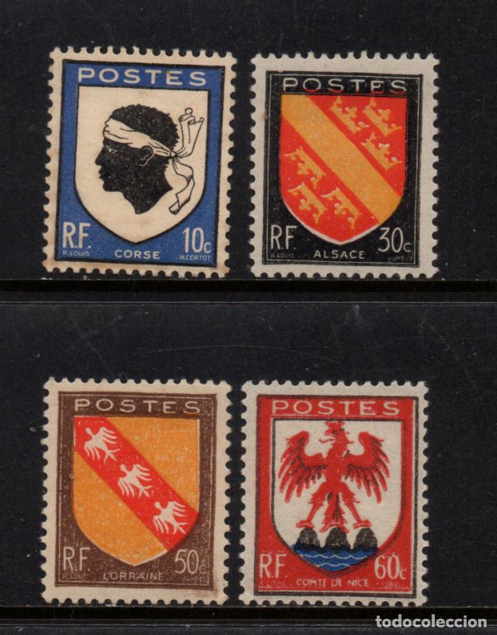 Sellos: FRANCIA 755/58** - A&Ntilde;O 1946 - ESCUDOS DE PROVINCIAS