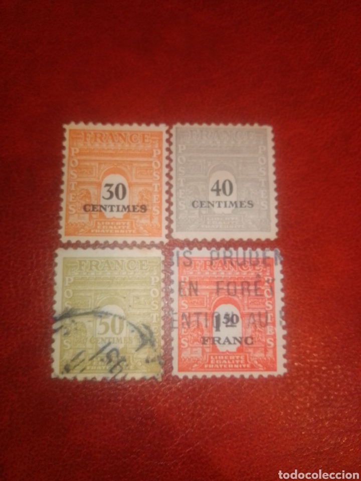 Sellos: Francia Arco del Triunfo 1945 - Foto 1