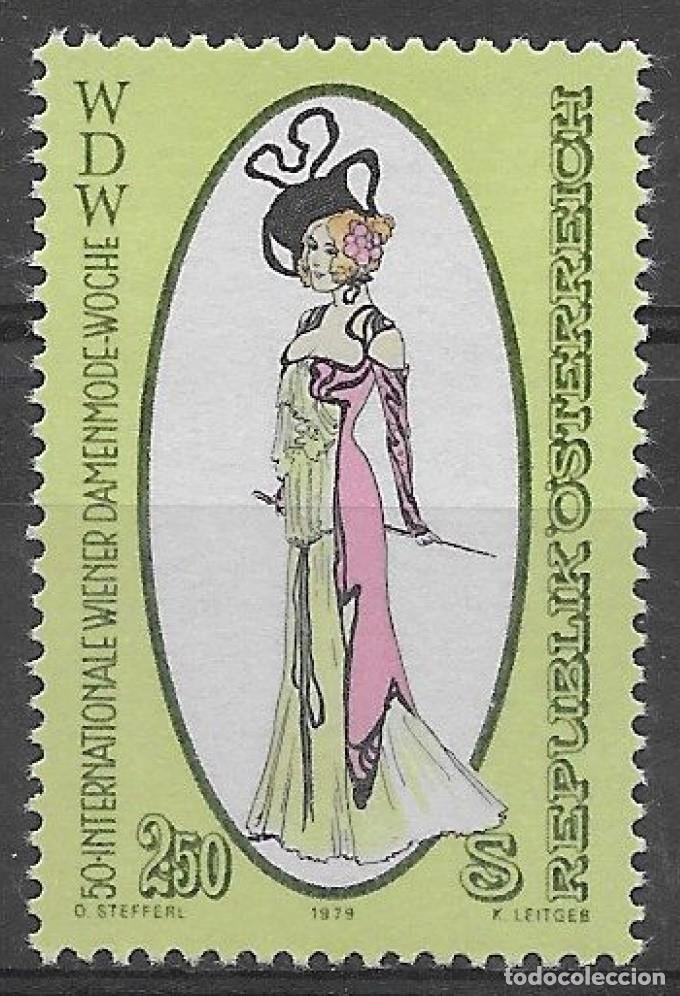 Sellos: AUSTRIA 1979 - ALTA COSTURA - MODA FEMENINA - TEMA TEXTIL - YVERT 1433**