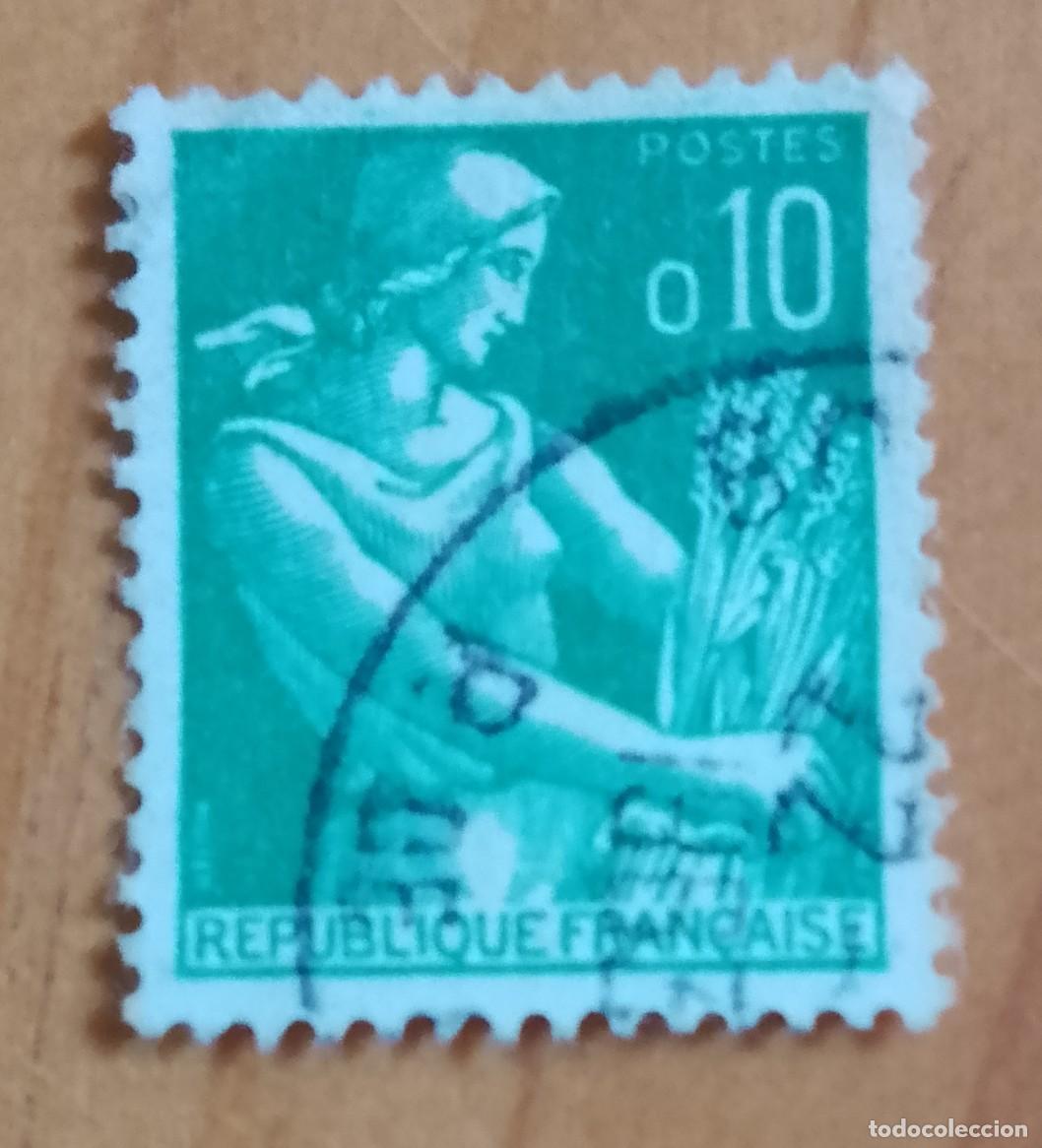 Sellos: FRANCIA - V/F 0,10 - A&Ntilde;O 1960 - OFICIOS, CAMPESINA, SEGADORA.