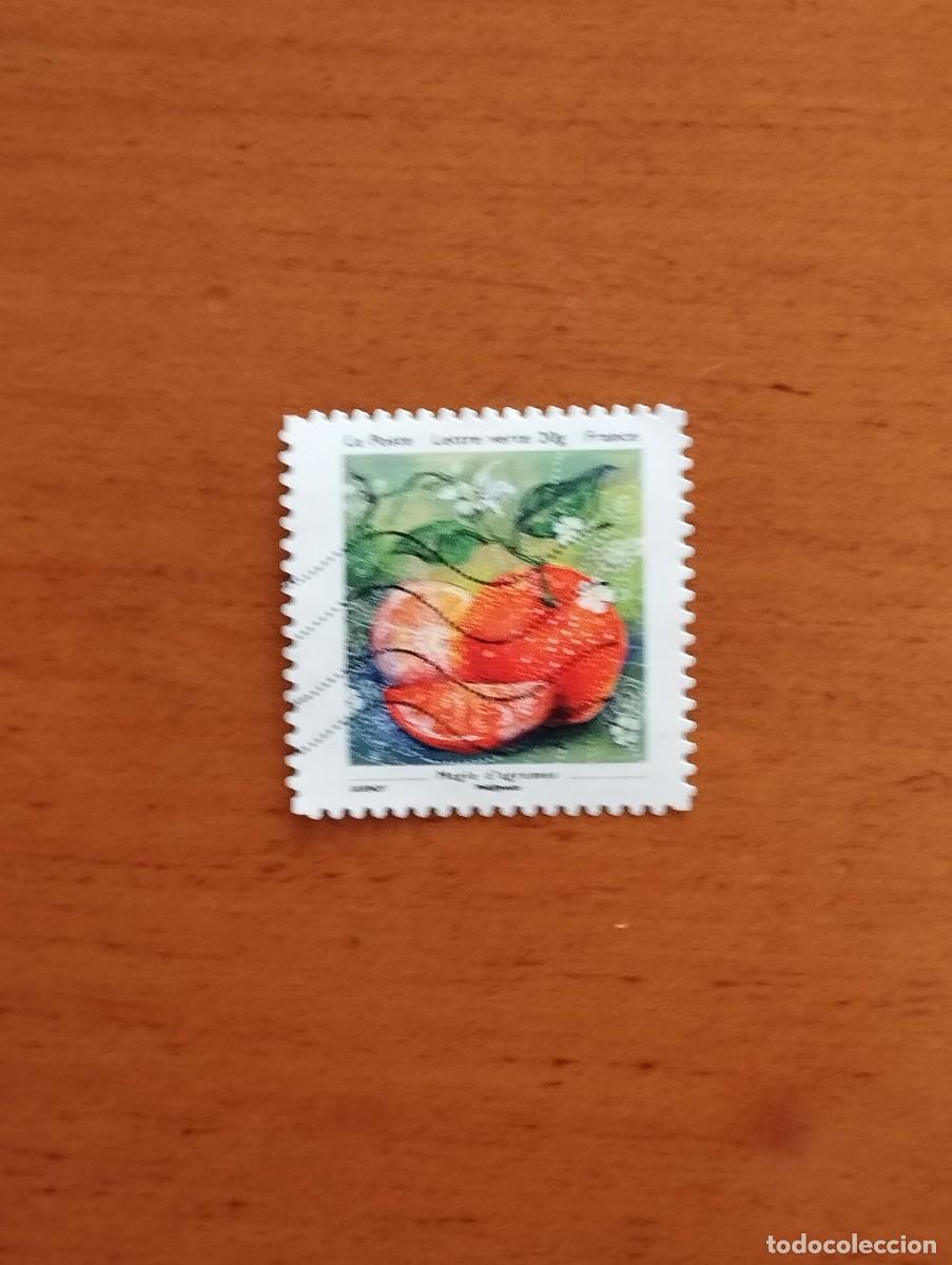 Sellos: 23.04/ Francia. Autoadhesivo. Sello en usado