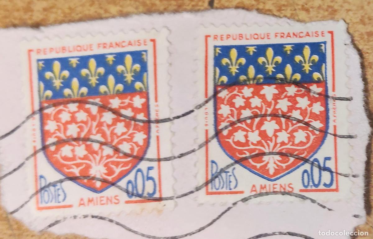 Sellos: Sello de Francia (1962): Escudo de Armas de Amiens - 2 unidades
