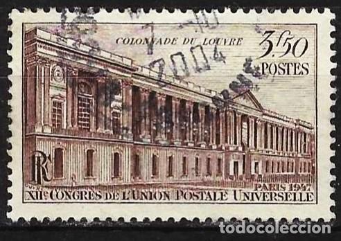 Sellos: Francia 1947 - Mi 778 - YT 780 - El Louvre en Paris