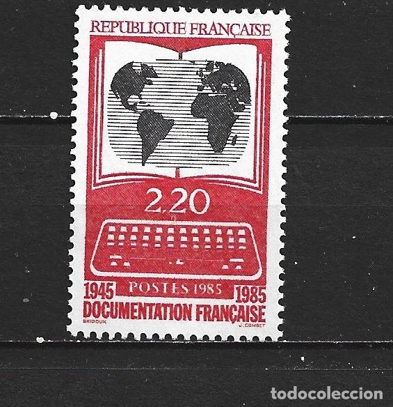 Sellos: FRANCIA YVERT NUM. 2391 ** SERIE COMPLETA SIN FIJASELLOS