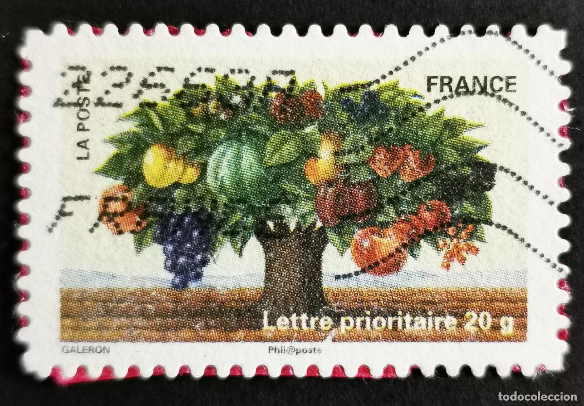 Sellos: Sello Francia 2011, &Aacute;rbol con diferentes frutos, Sin Valor Facial Michel: FR 5049I