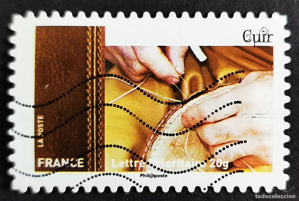 Sellos: Sello Francia 2015, Artesan&iacute;as: Cuero, Sin Valor Facial Michel: FR 6052