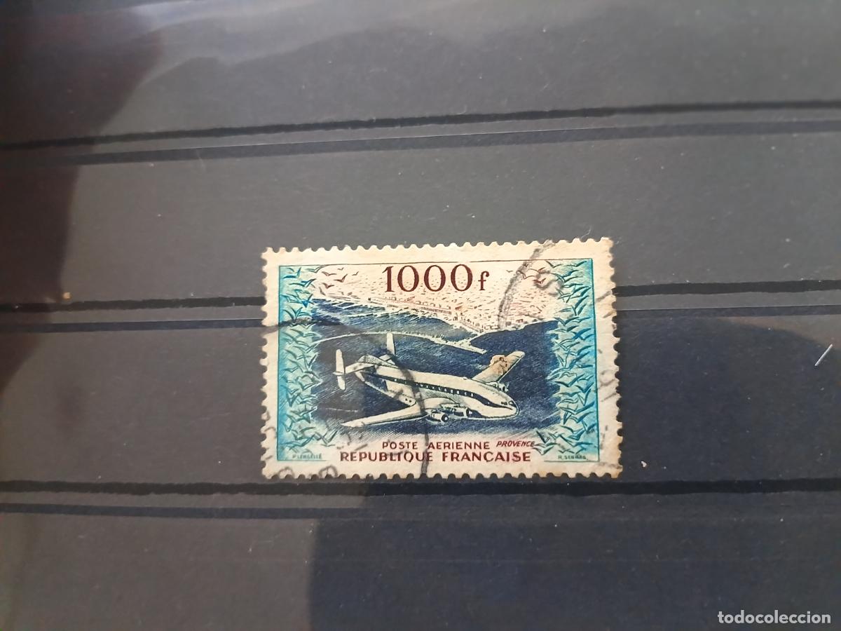 Sellos: Yvert 33, a&eacute;reo, de Francia. 1000 francos. Matasellado