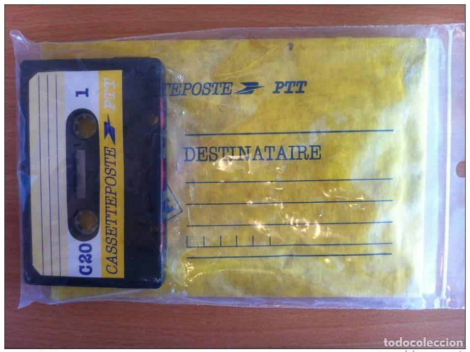 Sellos: FRANCE POSTE CASSETTEPOSTE SOBRE DE PRUEBA Y RESPUESTA CUPONES LOS A&Ntilde;OS 80
