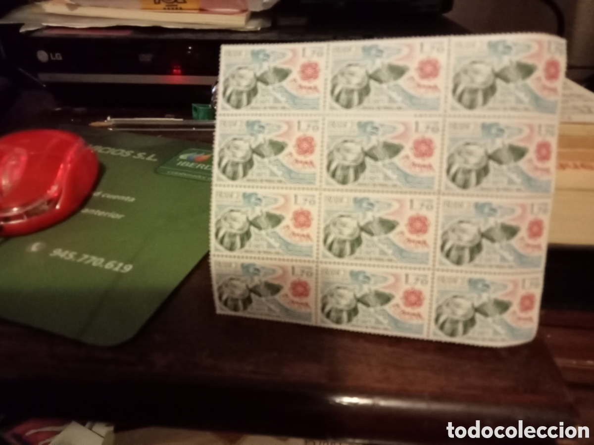 Sellos: 12 sellos de Francia sin usar ( valor 20&euro;)