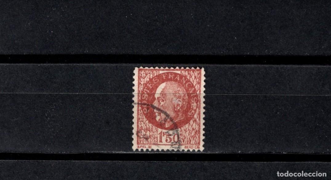 Sellos: Sello usado. Mariscal P&eacute;tain. Sello de 1,50 francos. Carm&iacute;n. 1941. Yvert 517.
