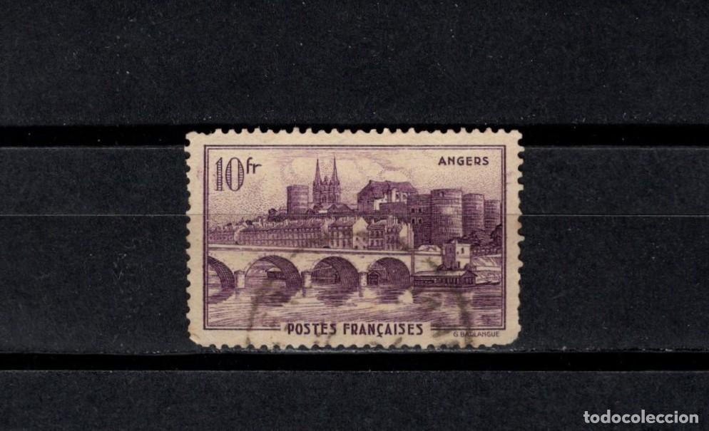 Sellos: Sello usado turismo. Angers. Sello de 10 francos. 1941. Yvert 500.