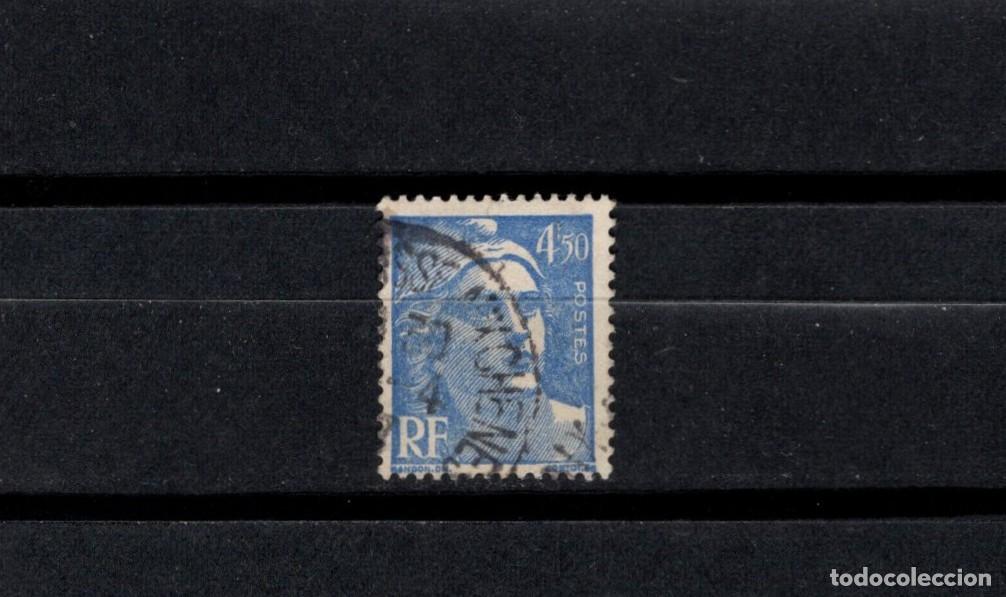 Sellos: Sello usado. Serie Marianne de Gandon. Sello de 4,50 francos. 194. Yvert 718A.