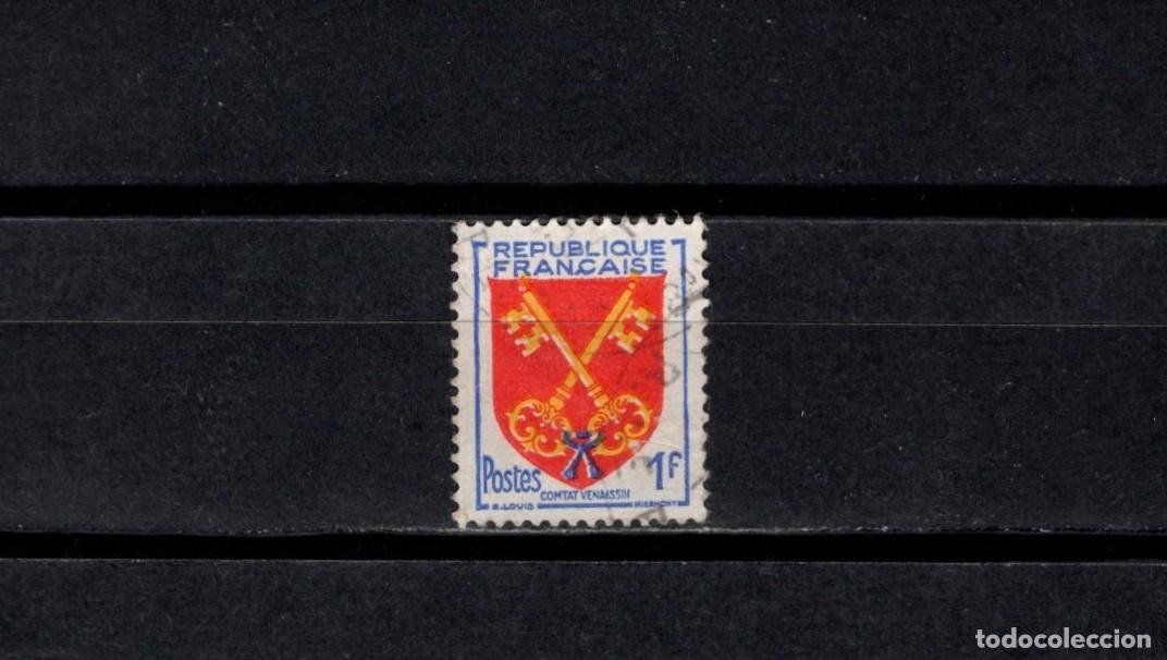 Sellos: Sello usado. Escudo de Comtat Venaissin. 1955. Yvert 1047.