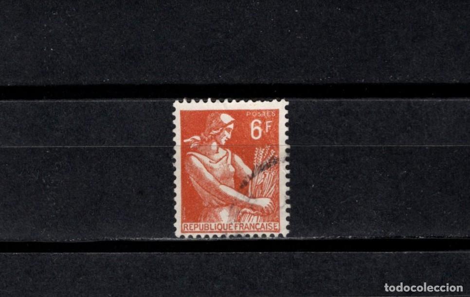 Sellos: Sello usado. Serie b&aacute;sica La sembradora. Sello de 6 francos. 1957. Yvert 1115.