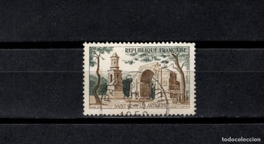 Sellos: Sello usadou. Saint Remy Les Antiques. Sello de 50 francos. 1957. Yvert 1130.