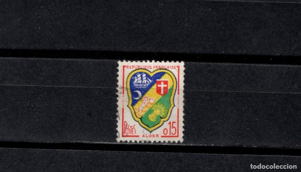 Sellos: Sello usado. Escudo de Arges, 0,15 francos. 1959. Yvert 1165.