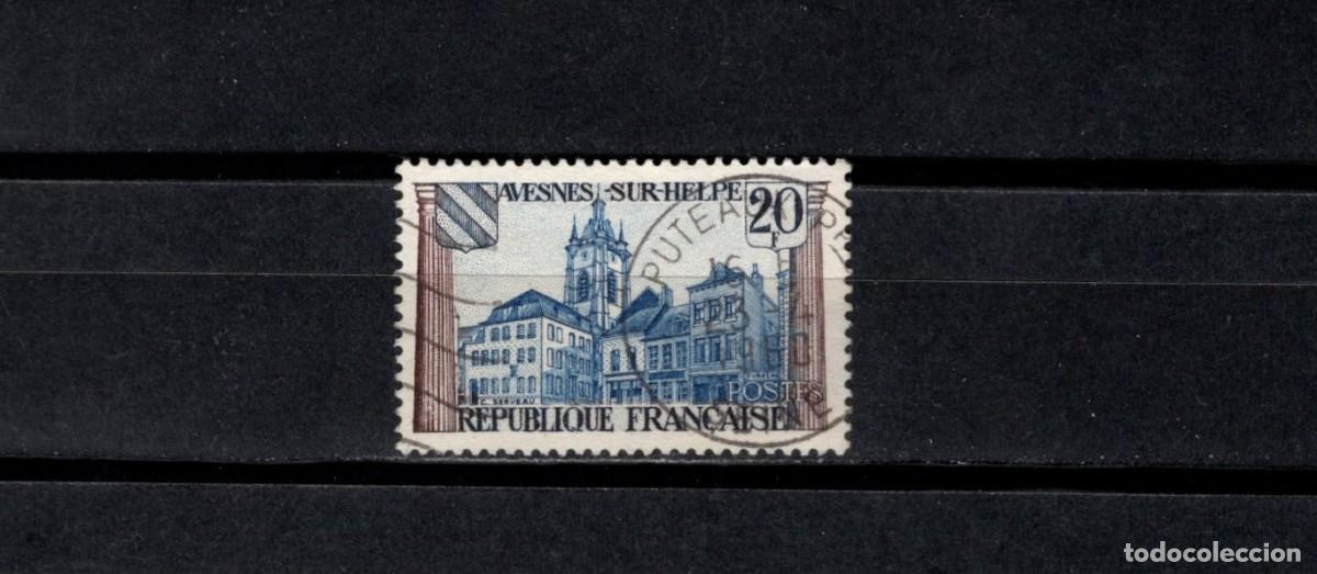 Sellos: Sello usado. Turismo. Avesnes-sur-Helpe. Sello de 20 francos. 1959. Yvert 1221.