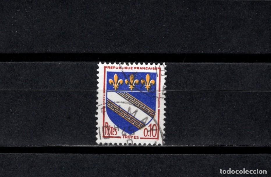Sellos: Sello Usado. Escudo de Troyes. Sello de 0.10 francos. 1963. Yvert 1353.