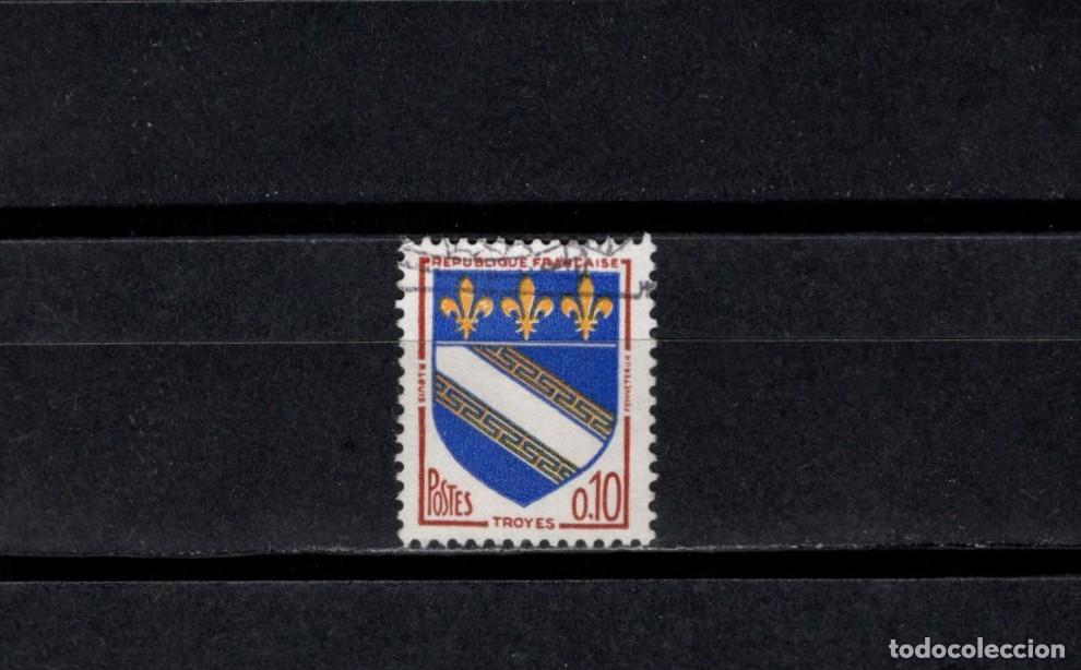 Sellos: Sello Usado. Escudo de Troyes. Sello de 0.10 francos. 1963. Yvert 1353.