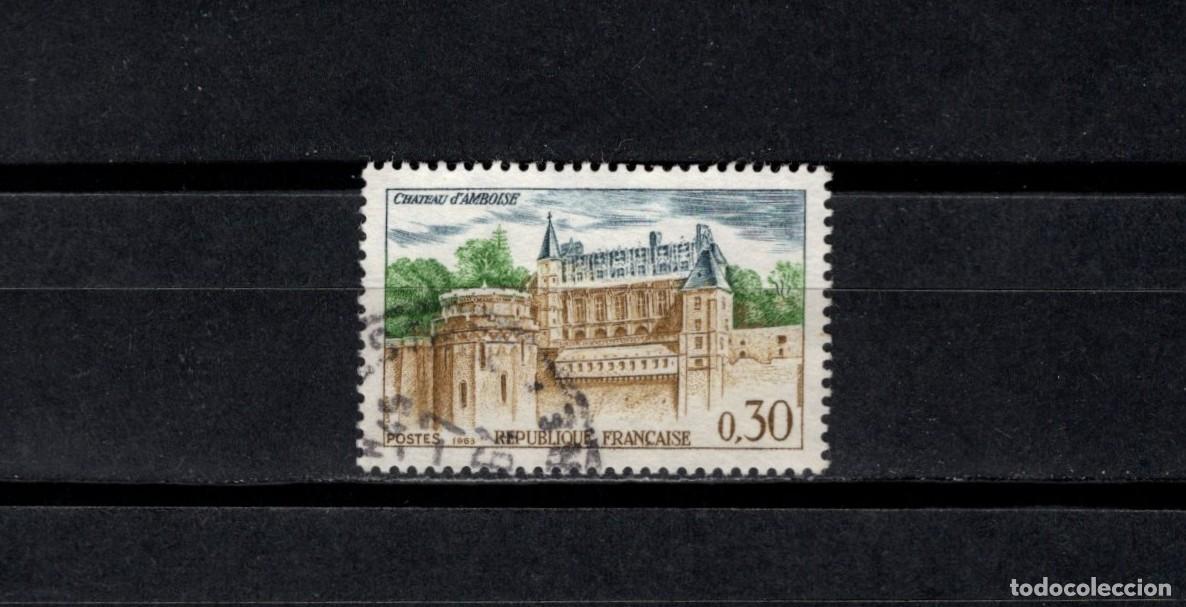 Sellos: Sello usado. Turismo. Castillo de Amboise. Sello de 0.30 francos. 1963. Yvert 1390.
