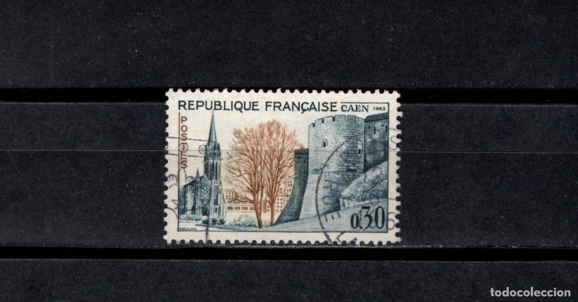 Sellos: Sello usado. Iglesia de Saint-Pierre y torre&oacute;n castillo de Caen. Sello de 0,30 francos. 1963. Yvert