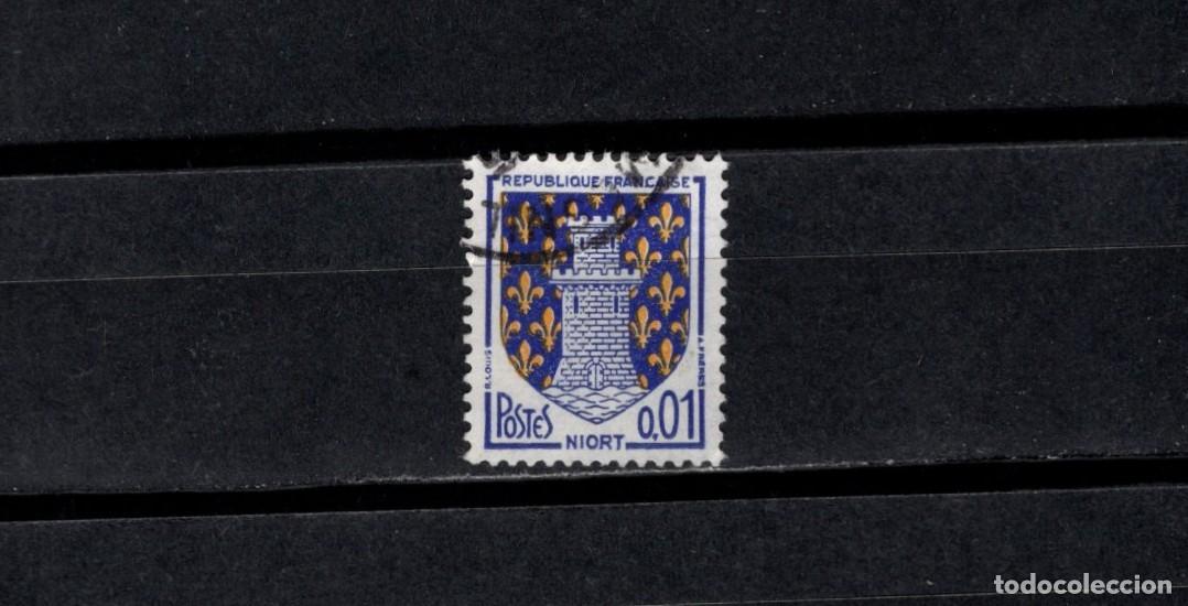 Sellos: Sello usado. Escudo de Gueret. Sello de 0.01 francos. 1964. Yvert 1351.