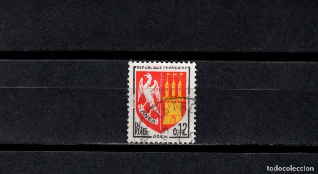 Sellos: Sello usado. Escudo de Agen. Sello de 0,12 francos. 1964. Yvert 1353A.