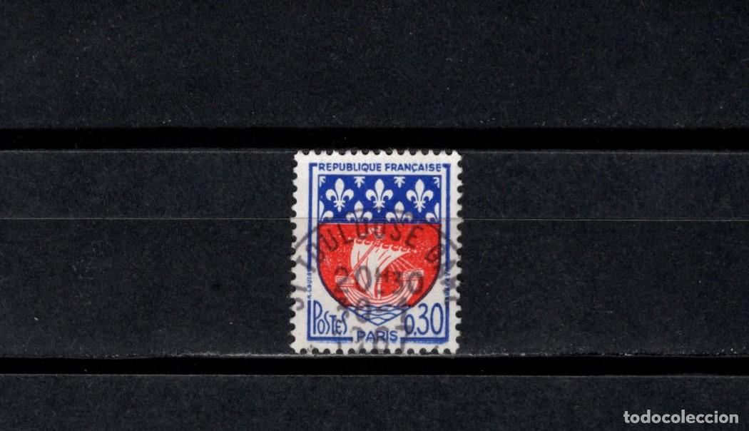 Sellos: Sello usado. Escudo de Paris. Sello de 0,30 francos. 1965. Yvert 1354B,