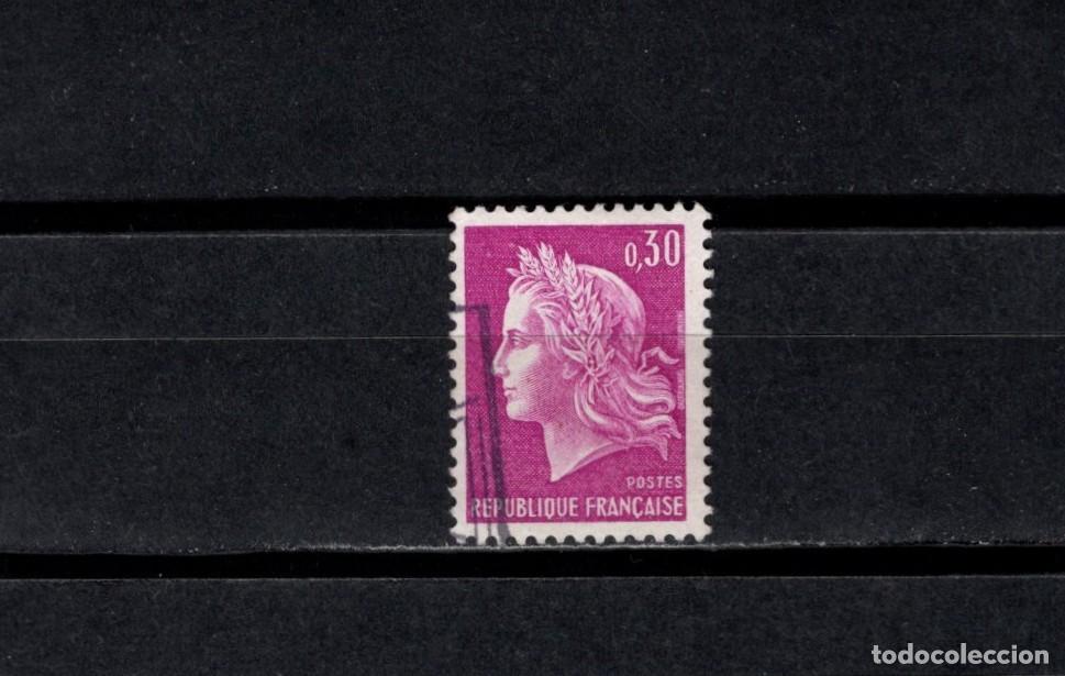 Sellos: Sello usado. Marianne de Cheffer. Sello de 0,30 francos. 1967. Yvert 1536.