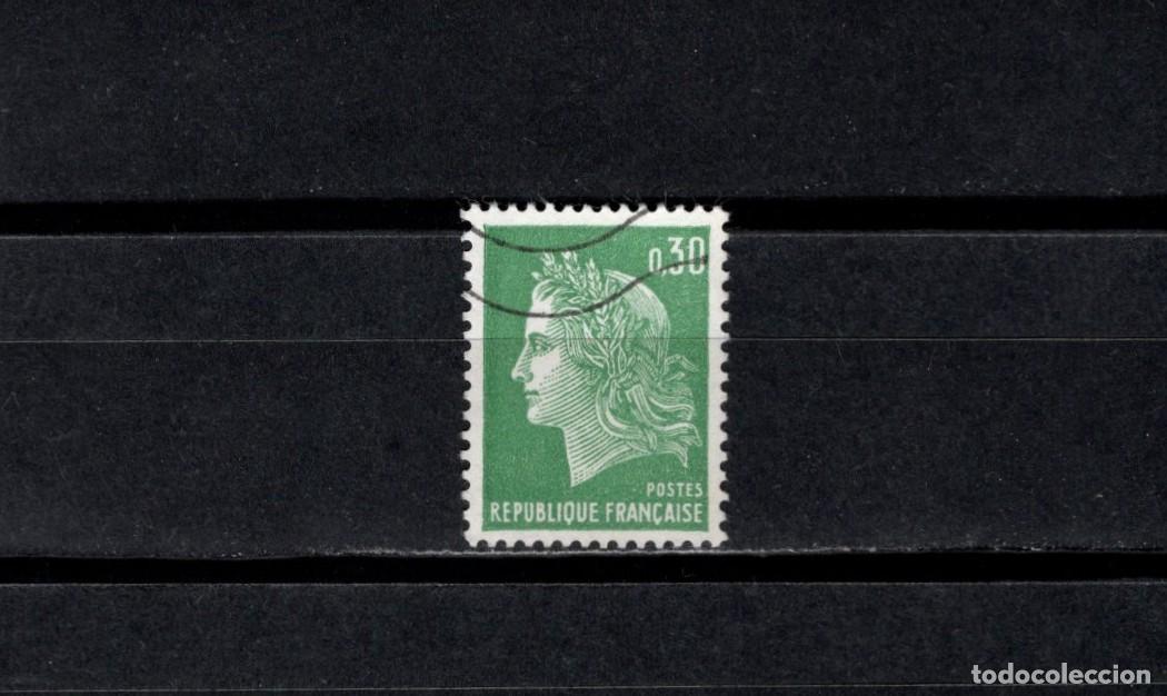 Sellos: Sello usado. Marianne de Cheffer. Sello de 0,30 francos verde. 1969. Yvert 1611.