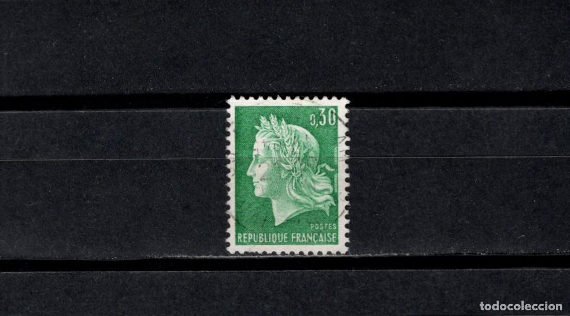 Sellos: Sello usado. Marianne de Cheffer. Sello de 0,30 francos verde. 1969. Yvert 1611.