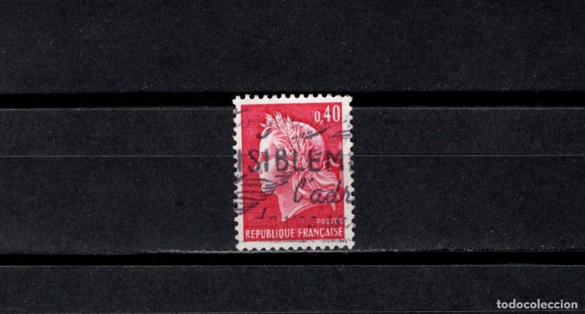 Sellos: Sello usado. Marianne de Cheffer. Sello de 0,30 francos rojo. 1969. Yvert 1536B.