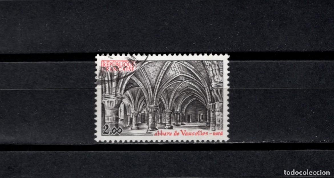 Sellos: Sello usado. Abadia de Vaucelles. Sello de 2 francos. 1981. Yvert 2160.