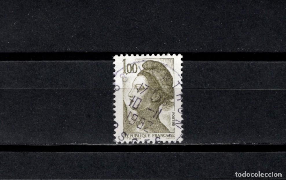 Sellos: Sello usado. Libertad. Sello de 1 franco negro. 1982. Yvert 2185.