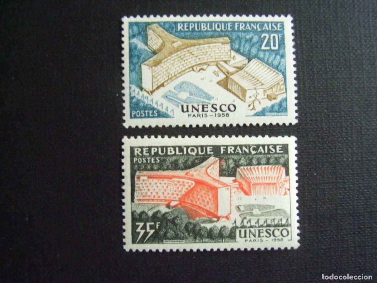 Sellos: FRANCIA N&ordm; YVERT 1177/8** A&Ntilde;O 1958. INAUGURACION SEDE DE LA UNESCO, EN PARIS SERIE CON CHARNELA