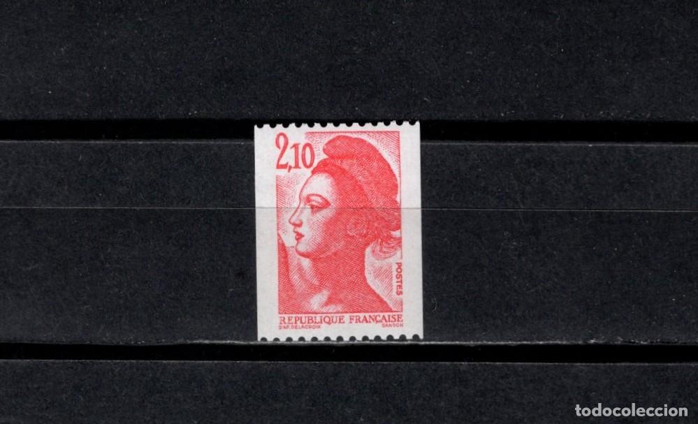 Sellos: Sello nuevo. Libertad de Gandon. Sello de 2,10 francos. Laterales sin dentar. 1984. Yvert 2319a.