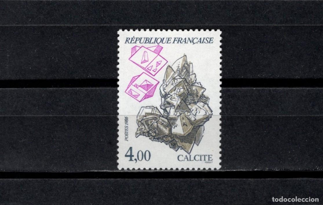 Sellos: Sello nuevo. Minerales. Calcita. Sello de 4 francos. Septiembre 1986. Yvert 2431.