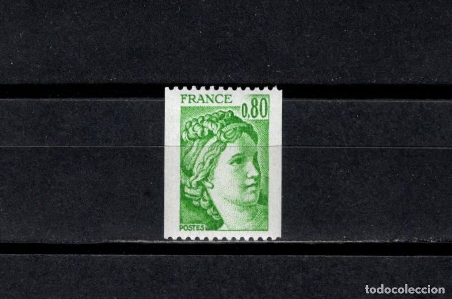 Sellos: Sello usado. Mariana de Gandon. Sello de 0,80 francos, verde laterales sin dentar. 1977. Yvert 1980.