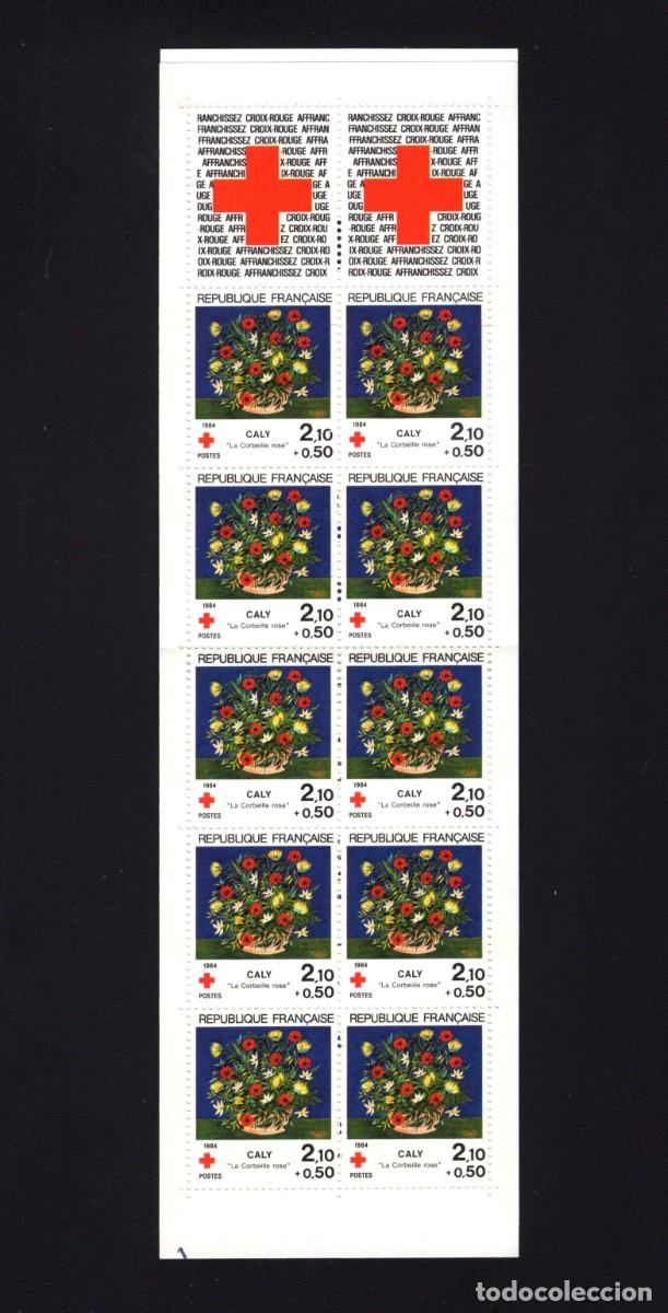 Sellos: Carn&eacute; nuevo. Cruz Roja. Cesta de rosas. 10 sellos. Noviembre 1984. Yvert C33