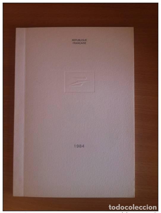 Sellos: FRANCIA 1984 COLECCI&Oacute;N DE SELLOS FRANCESES SERIE ART&Iacute;STICA REGALO LIBRO MINISTRO
