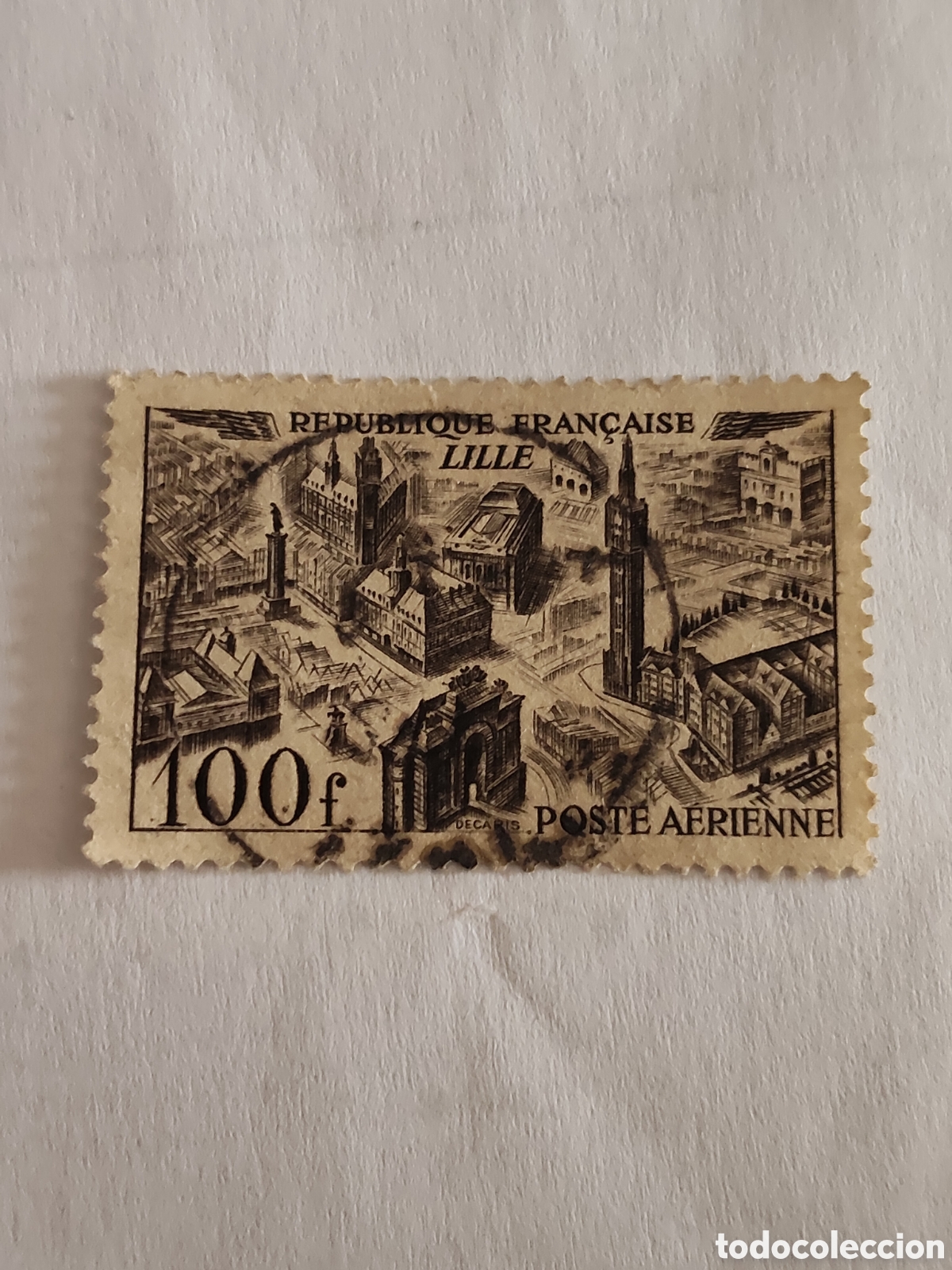 Sellos: Sello de Francia vista a&eacute;rea de la ciudad de Lille 1949 usado