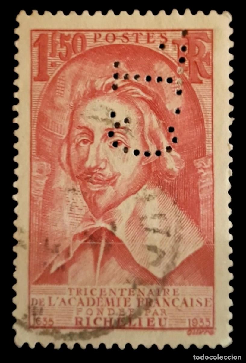 Sellos: FRANCIA 1935 Cardenal Richelieu PERFORADO - PERFIN USADO.