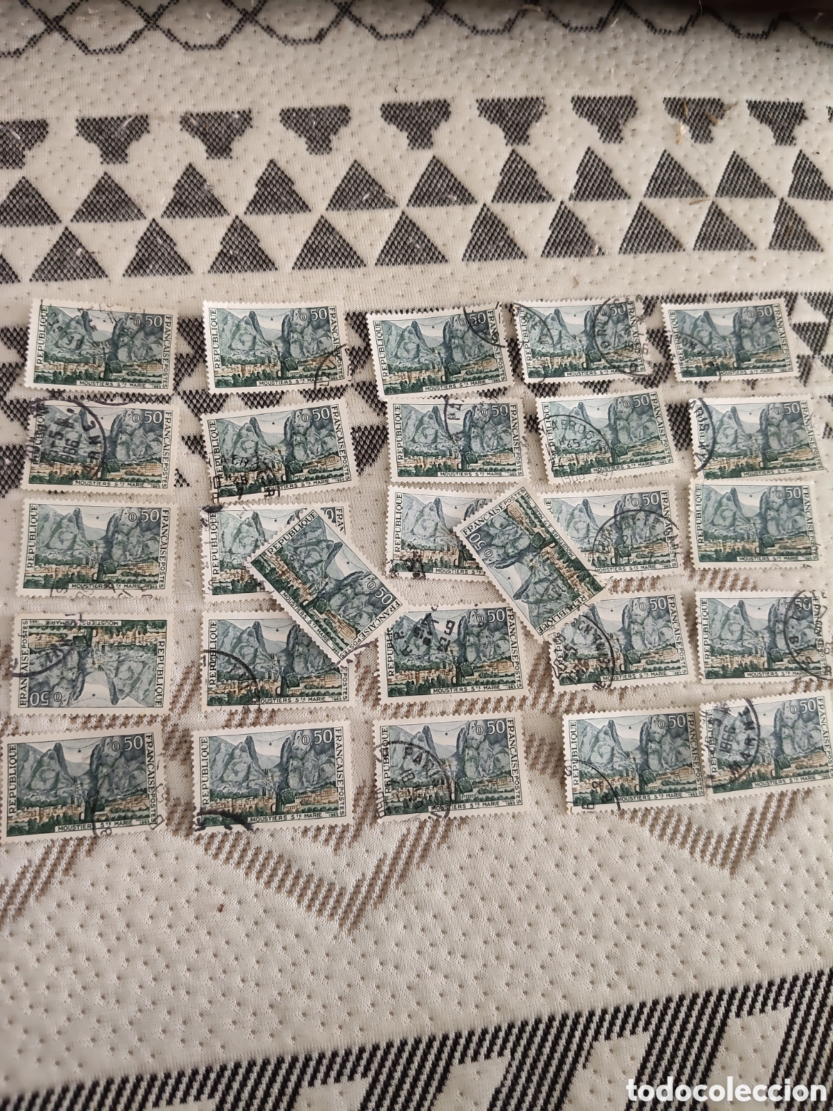 Sellos: 27 sellos de Francia localidad de Moustier-Sainte Marie 1965