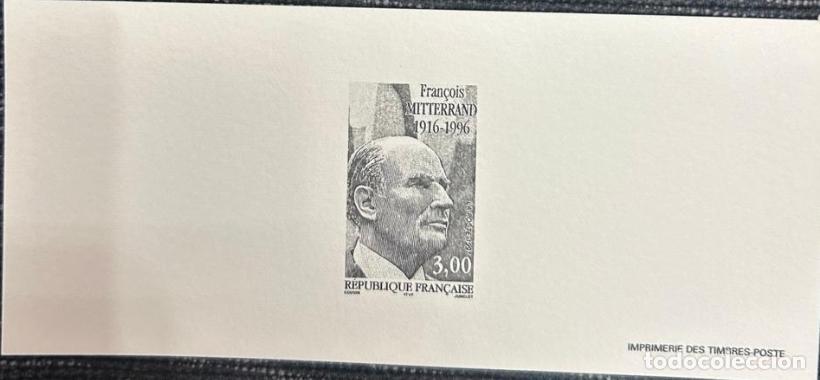 Sellos: TS.)1997, FRANCE, DELUXE PRESENTATION CARD OR ALBUM FOLDER, FEATURING A COMMEMORATIVE VIGNETTE WITH