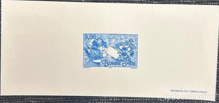 Sellos: TS.) 1998, FRANCE, DELUXE SHEET, &rdquo;VALENTINE'S DAY&rdquo; STAMP ISSUE, FEATURING A CHILD FIGURE WEARING A *