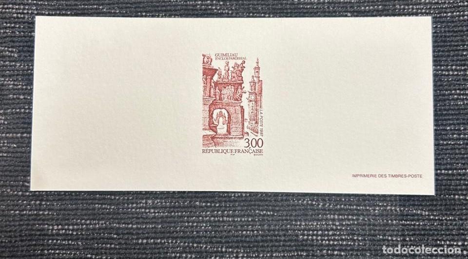 Sellos: O) 1997 FRANCE, PROOF, TOURISM, GUIMILIAU CHURCH CLOSE, HERITAGE, SCT 2565, MNH