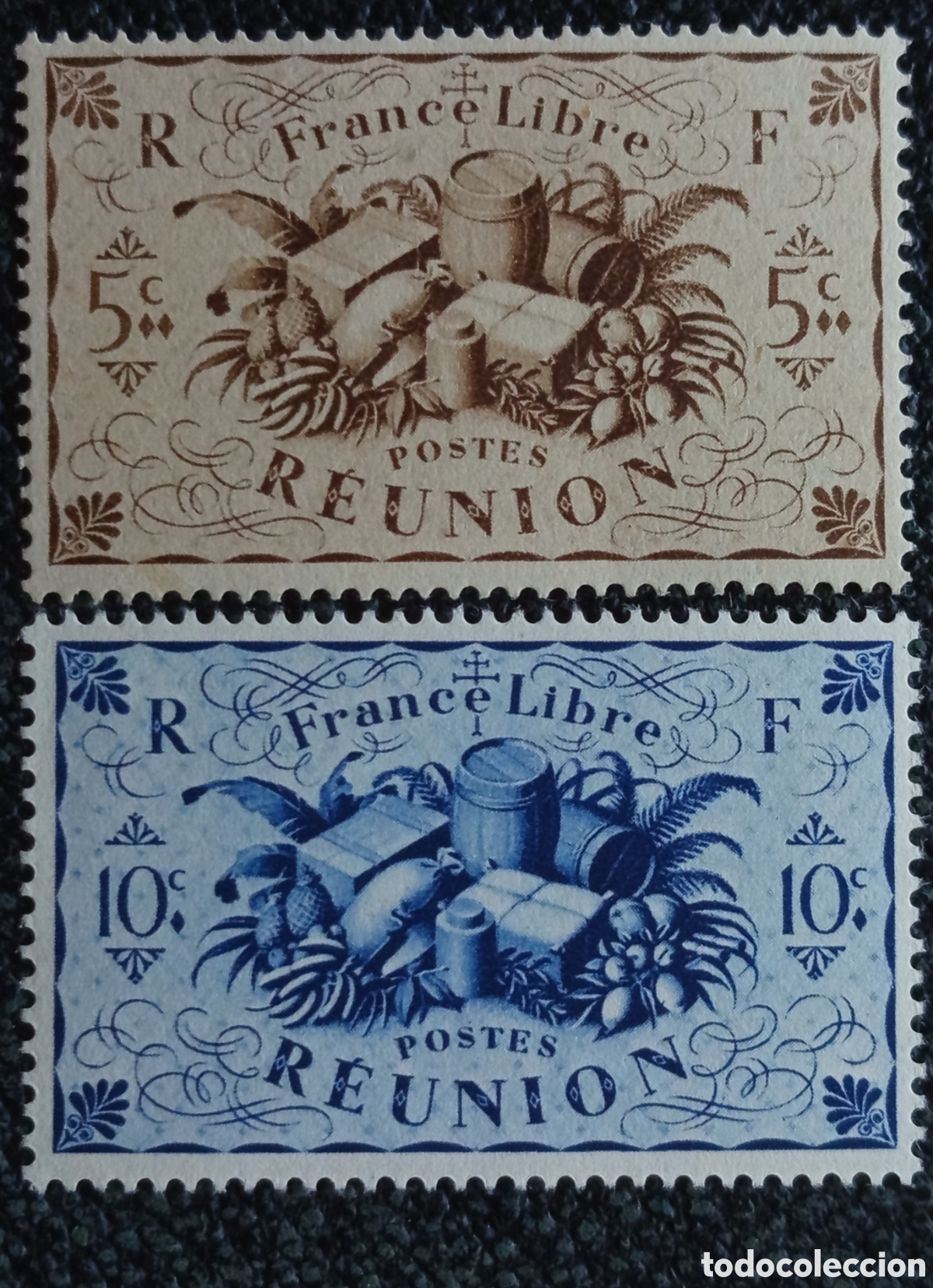 Sellos: Lote 2 Sellos Reuni&oacute;n 1943 Francia Libre MNH - Yvert #233 y #234