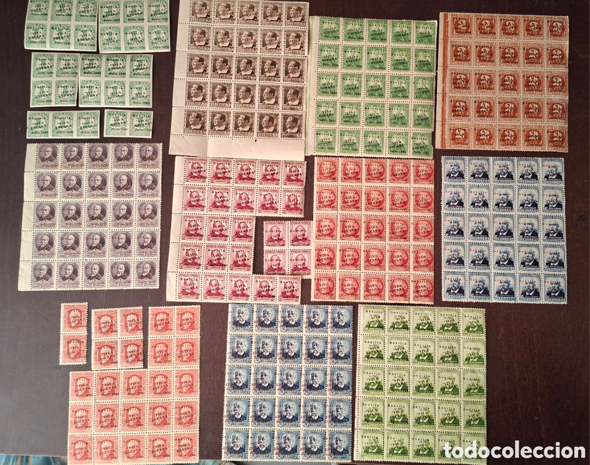 Timbres: Emisiones patrioticas Sevilla lote de 250 sellos en bloques sobrecarga viva Espa&ntilde;a Nuevos**