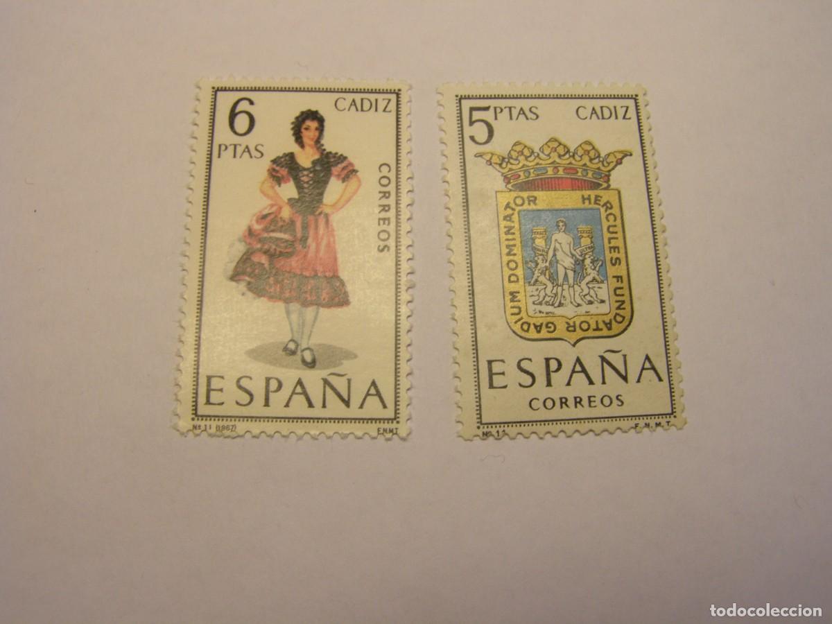 Sellos: Sellos Espa&ntilde;a, escudo y traje t&iacute;pico, C&aacute;diz. Nuevos sin usar.