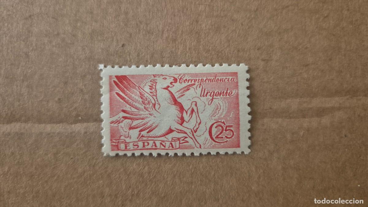 Sellos: LOTE SELLOS ESPA&Ntilde;A 1942 PEGASO URGENTE DENTADO, ROJO
